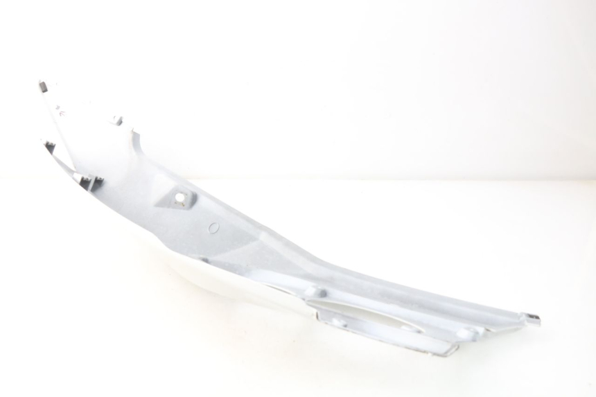 photo de FLANC ARRIERE GAUCHE DAELIM S3 125 (2010 - 2017) - Détail de la pièce