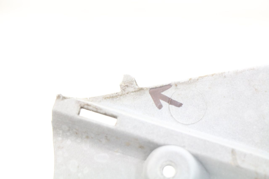 photo de FLANC ARRIERE GAUCHE DAELIM S3 125 (2010 - 2017) - Autre angle de vue