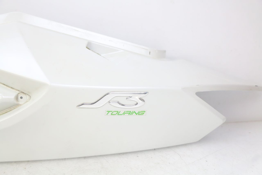 photo de FLANC ARRIERE GAUCHE DAELIM S3 125 (2010 - 2017) - Inspection visuelle