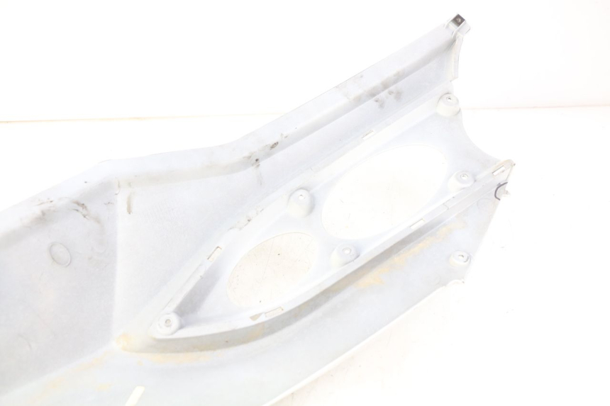 photo de FLANC ARRIERE GAUCHE DAELIM S3 125 (2010 - 2017) - Autre angle de vue