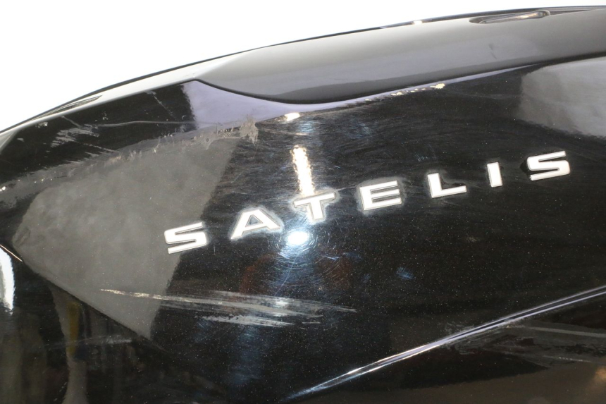 photo de FLANC ARRIERE GAUCHE PEUGEOT SATELIS 125 (2006 - 2009) - Autre angle de vue