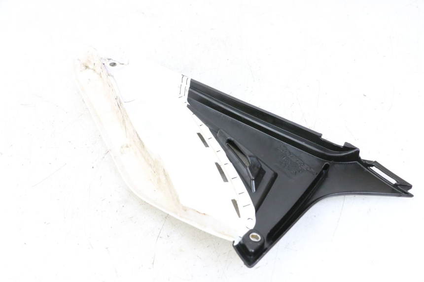 photo de FLANC ARRIERE GAUCHE SHERCO SM-R 50 (2013 - 2017) - Points de fixation