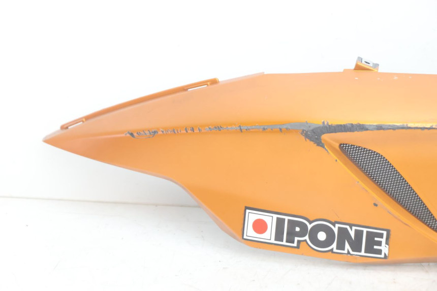 photo de FLANC ARRIERE GAUCHE APRILIA SR 2T 50 (2012 - 2017) - Détail de la pièce
