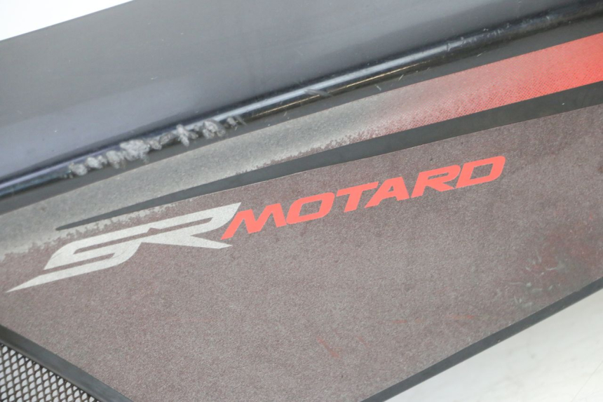photo de FLANC ARRIERE GAUCHE APRILIA SR MOTARD 50 (2012 - 2018) - Autre angle de vue