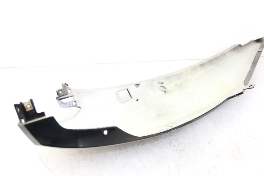 photo de FLANC ARRIERE GAUCHE RAZZO STEED 125 (2012 - 2018) - Points de fixation