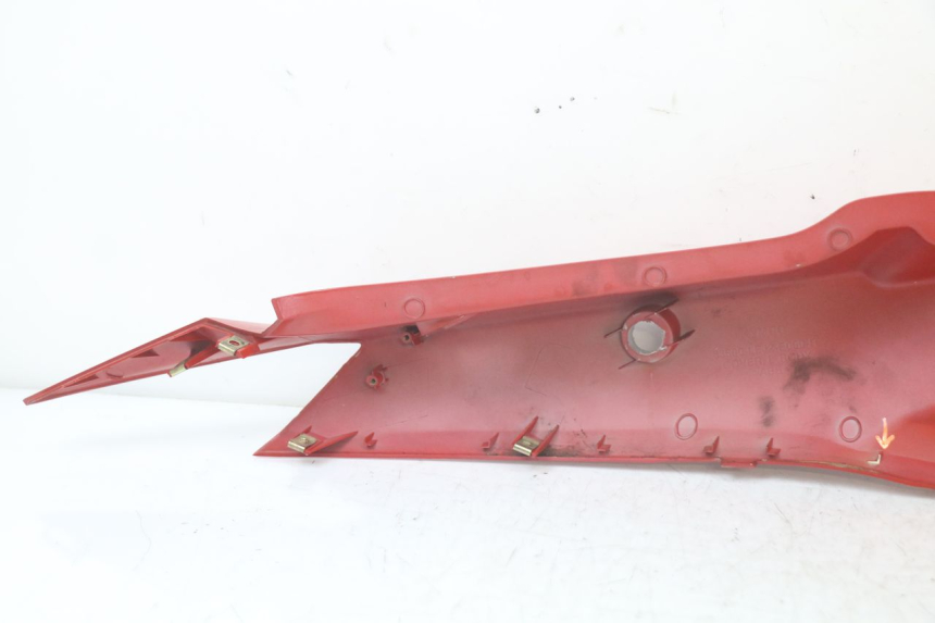 photo de FLANC ARRIERE GAUCHE KYMCO SUPER 8 125 (2008 - 2015) - Points de fixation