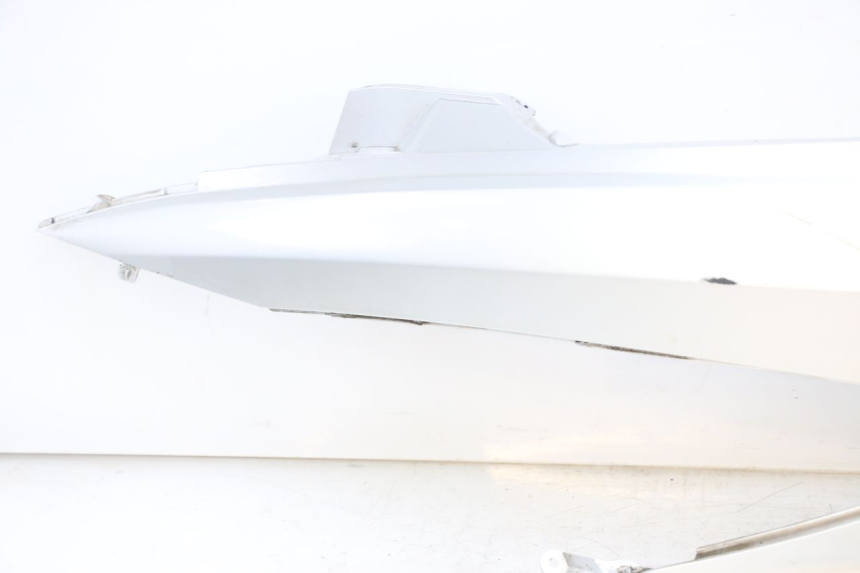 photo de FLANC ARRIERE GAUCHE SUZUKI BURGMAN 125 (2007 - 2014) - Zoom composants