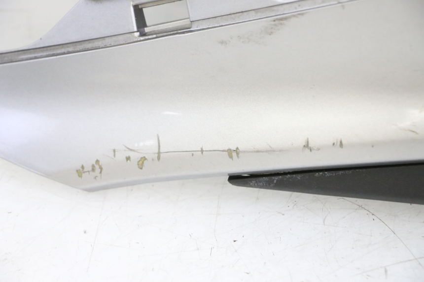 photo de FLANC ARRIERE GAUCHE APRILIA SXR 50 (2021 - 2023) - Pièce contrôlée