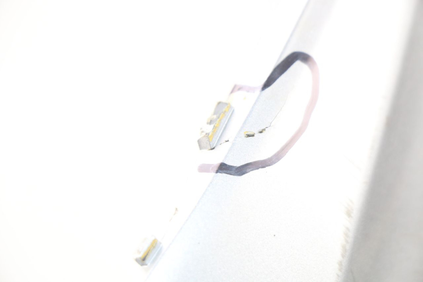 photo de FLANC ARRIERE GAUCHE SYM SYMPHONY 50 (2009 - 2015) - Gros plan technique