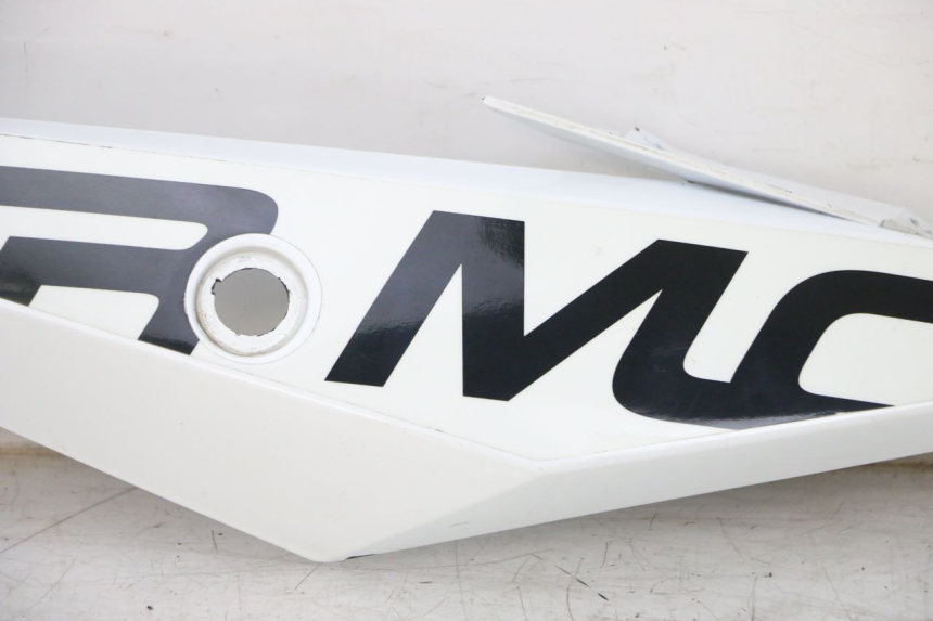 photo de FLANC ARRIERE GAUCHE KSR TR SM 50 (2015 - 2018) - Marquages et références