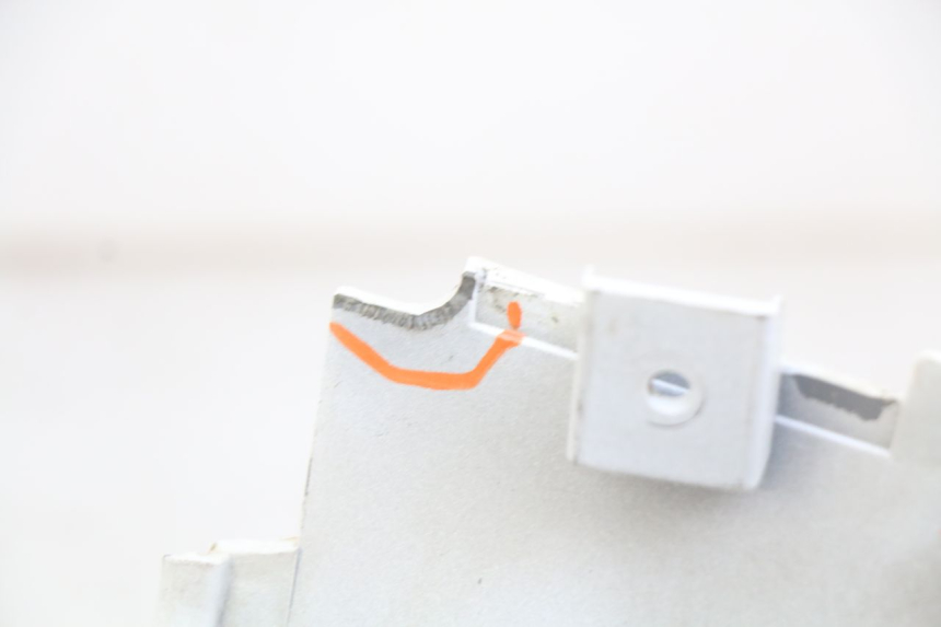 photo de FLANC ARRIERE GAUCHE PEUGEOT TWEET 4T 50 (2018 - 2022) - Gros plan technique