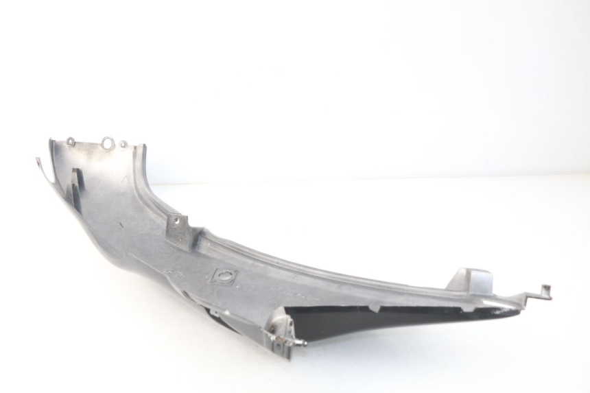 photo de FLANC ARRIERE GAUCHE SUZUKI UC EPICURO 125 (1999 - 2003) - Vue d’ensemble