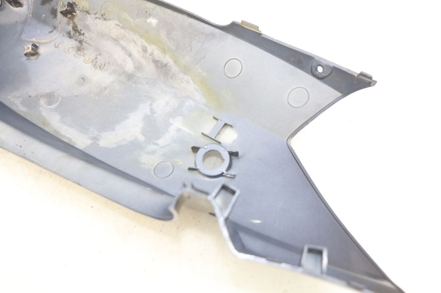 photo de FLANC ARRIERE GAUCHE KYMCO VITALITY 2T 50 (2004 - 2010) - Zoom état d’usage