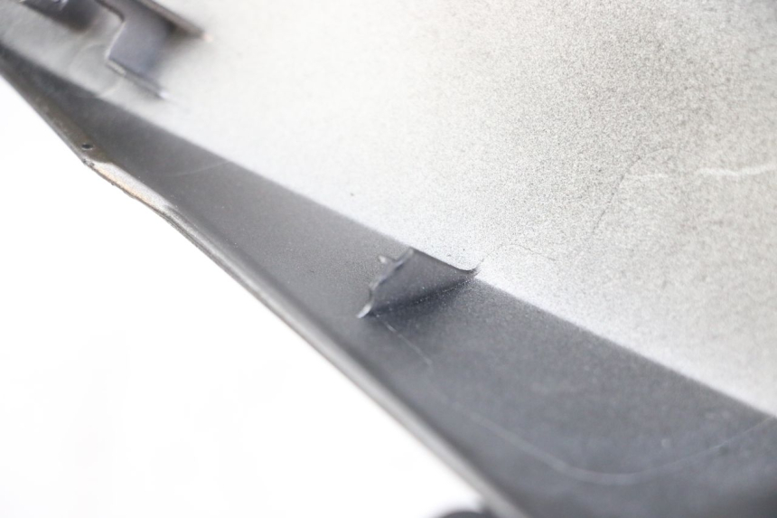 photo de FLANC ARRIERE GAUCHE YAMAHA XMAX X-MAX ABS 125 (2017 - 2020) - Zoom état d’usage