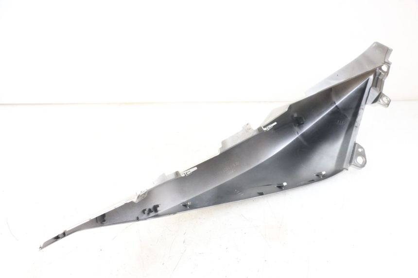 photo de FLANC ARRIERE GAUCHE YAMAHA XMAX X-MAX ABS 125 (2017 - 2020) - Points de fixation