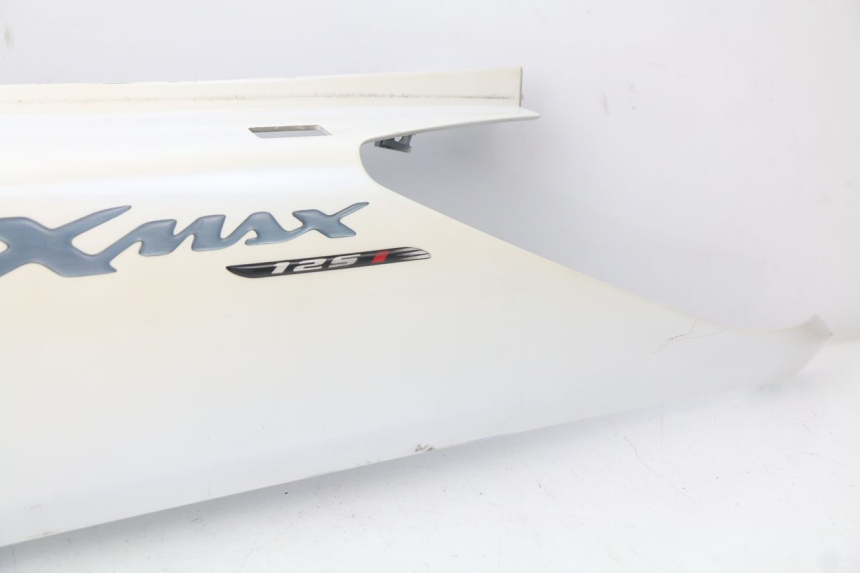 photo de FLANC ARRIERE GAUCHE YAMAHA XMAX X-MAX 125 (2006 - 2009) - Points de fixation