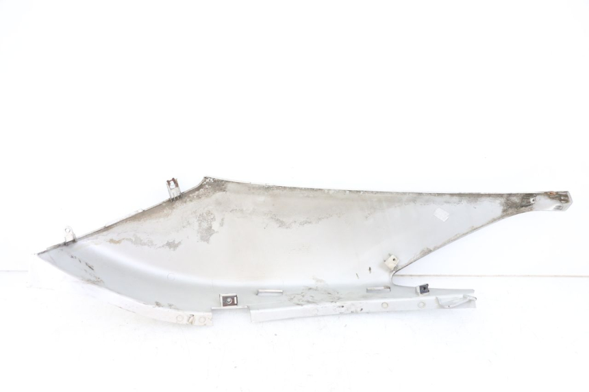 photo de FLANC ARRIERE GAUCHE YAMAHA XMAX X-MAX 125 (2006 - 2009) - Détail de la pièce