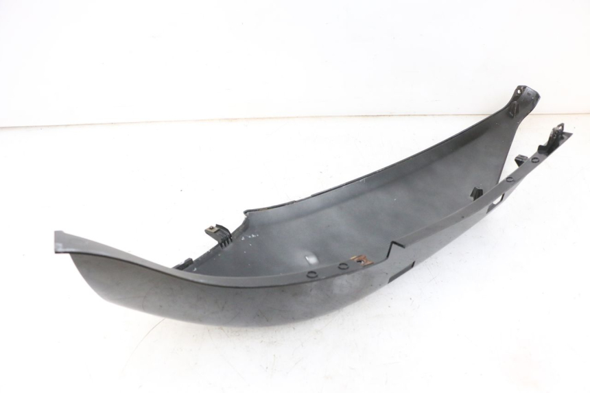 photo de FLANC ARRIERE GAUCHE YAMAHA XMAX X-MAX 125 (2006 - 2009) - Autre angle de vue