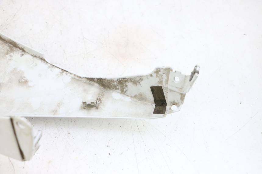 photo de FLANC ARRIERE GAUCHE YAMAHA X-MAX XMAX 125 (2010 - 2013) - Détail de la pièce