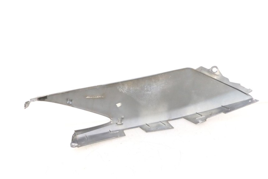 photo de FLANC ARRIERE GAUCHE YAMAHA X-MAX XMAX 125 (2010 - 2013) - Vue d’ensemble