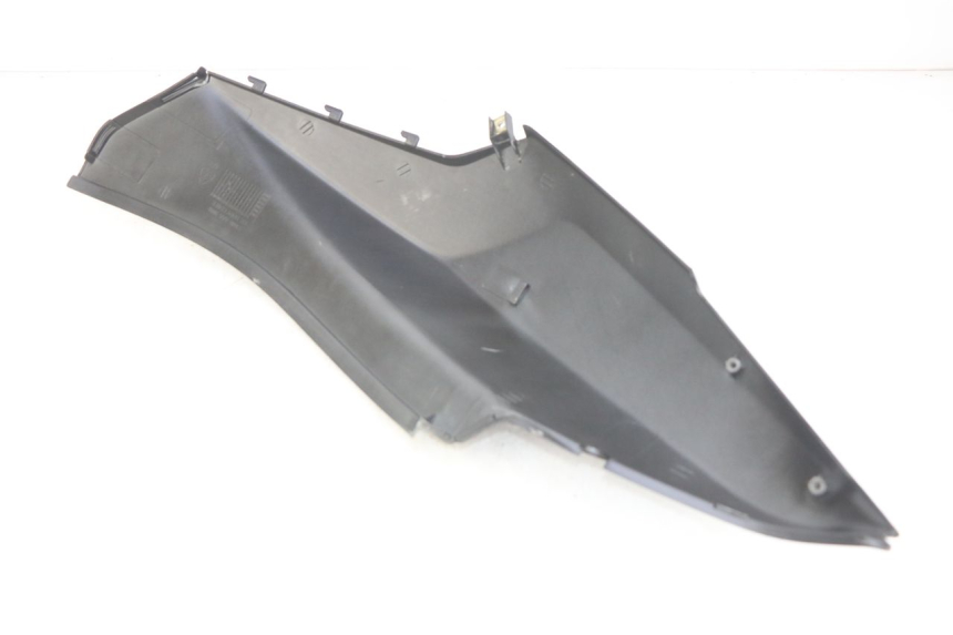 photo de FLANC ARRIERE GAUCHE SYM X-PRO 4T 50 (2014 - 2021) - Gros plan technique