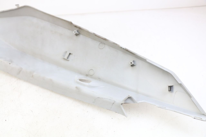 photo de FLANC ARRIERE GAUCHE KYMCO X-TOWN XTOWN 125 (2016 - 2021) - Gros plan technique