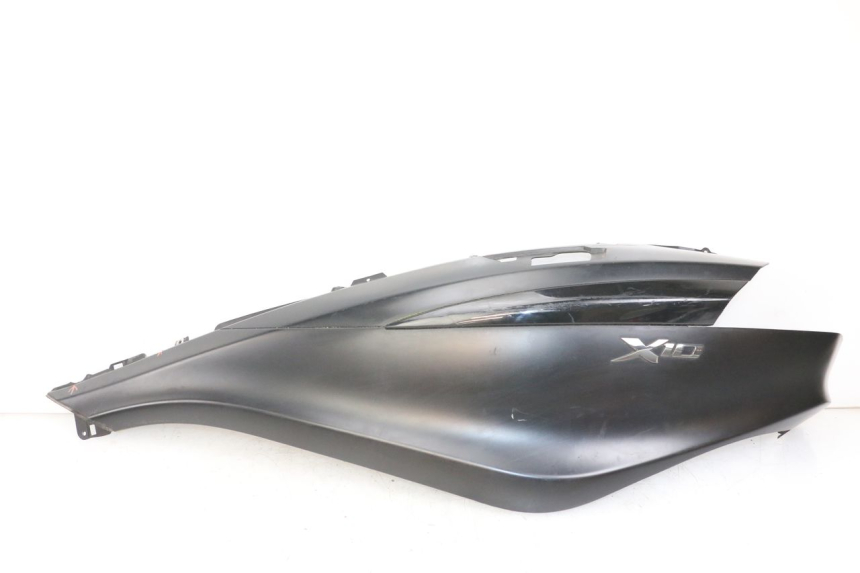 photo de FLANC ARRIERE GAUCHE PIAGGIO X10 125 (2012 - 2017) - Vue principale