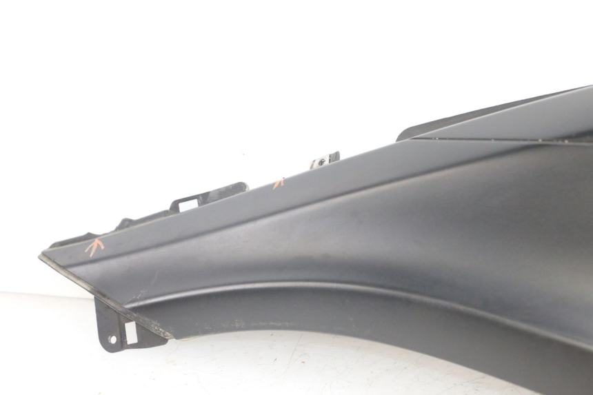 photo de FLANC ARRIERE GAUCHE PIAGGIO X10 125 (2012 - 2017) - Marquages et références