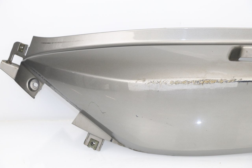 photo de FLANC ARRIERE GAUCHE KYMCO XCITING 500 (2007 - 2010) - Points de fixation