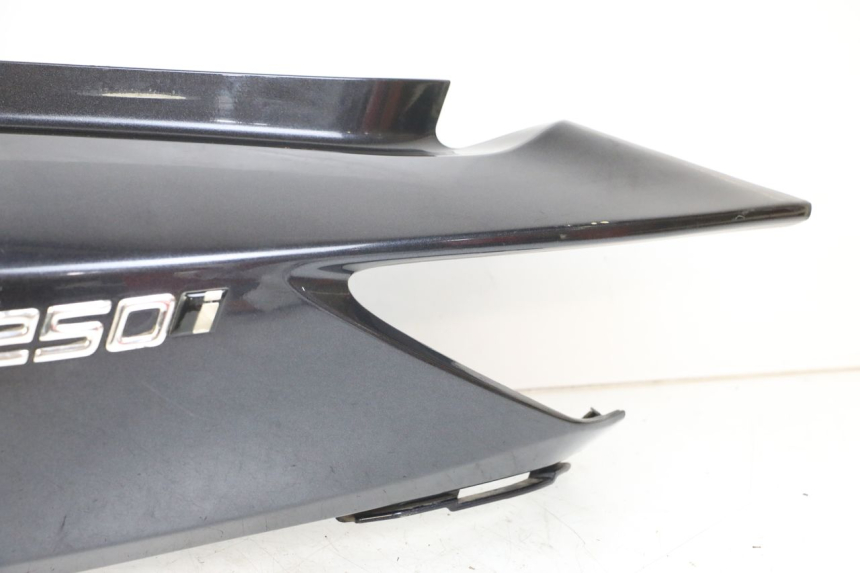 photo de Rear left side panel KYMCO XCITING 250 (2006 - 2009) - Zoom composants