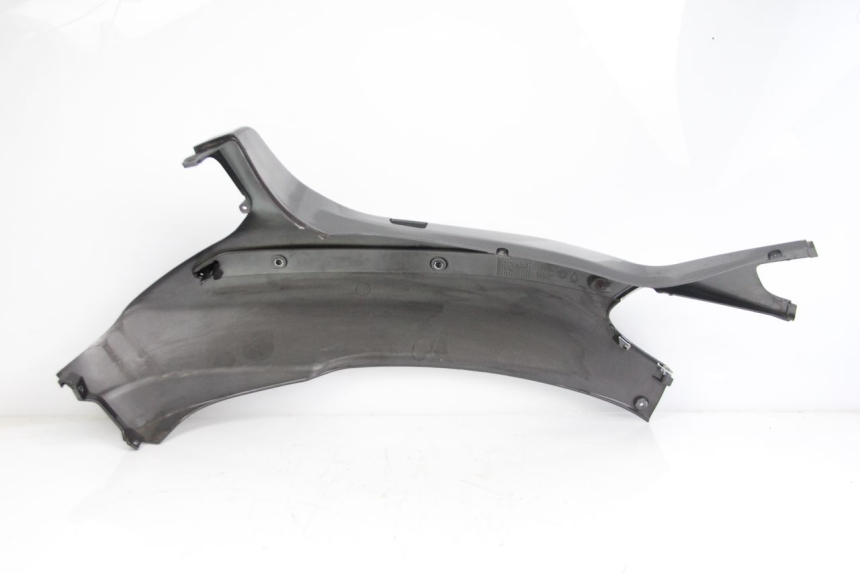 photo de FLANC ARRIERE GAUCHE PIAGGIO XEVO - X EVO 125 (2007 - 2017) - Gros plan technique