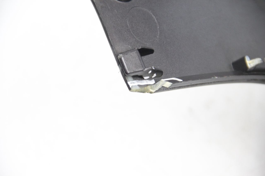 photo de FLANC ARRIERE GAUCHE PIAGGIO XEVO - X EVO 125 (2007 - 2017) - État de surface