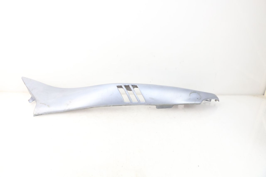 photo de FLANC ARRIERE GAUCHE YAMAHA XJN XJ N DIVERSION 600 (1994 - 1997) - Autre angle de vue