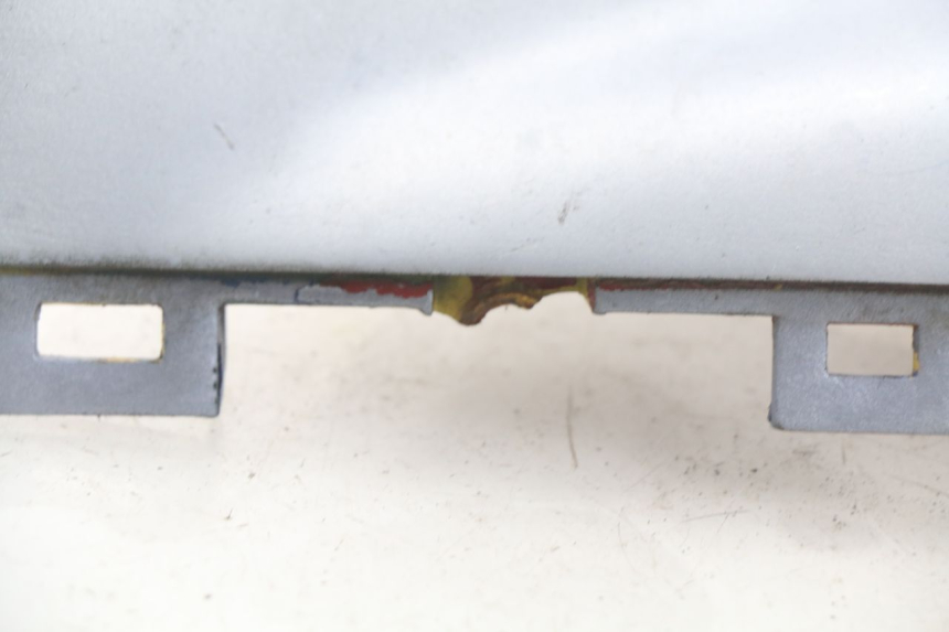 photo de FLANC ARRIERE GAUCHE YAMAHA XJN XJ N DIVERSION 600 (1994 - 1997) - Gros plan technique