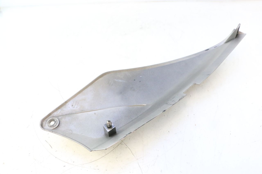photo de FLANC ARRIERE GAUCHE HONDA XLV VARADERO 125 (2007 - 2012) - Détail de la pièce