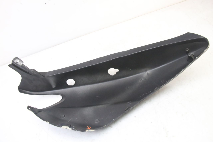 photo de FLANC ARRIERE GAUCHE YAMAHA NEOS NEO'S 4T 50 (2008 - 2016) - Points de fixation