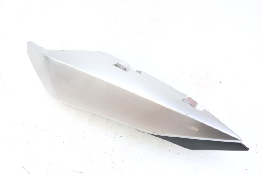 photo de FLANC ARRIERE GAUCHE YAMAHA XJ6 600 (2008 - 2016) - Vue principale