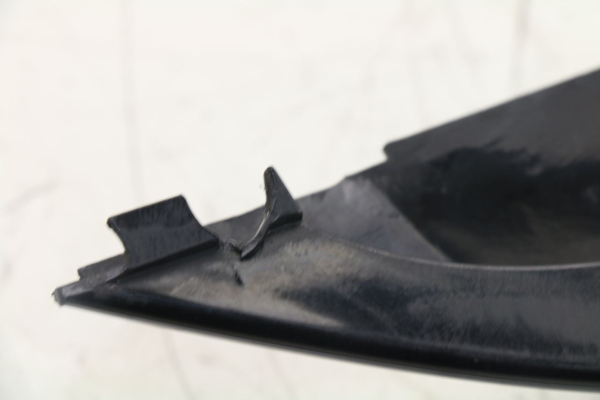 photo de FLANC ARRIERE GAUCHE YAMAHA YP MAJESTY ABS 400 (2007 - 2009) - Détail de la pièce