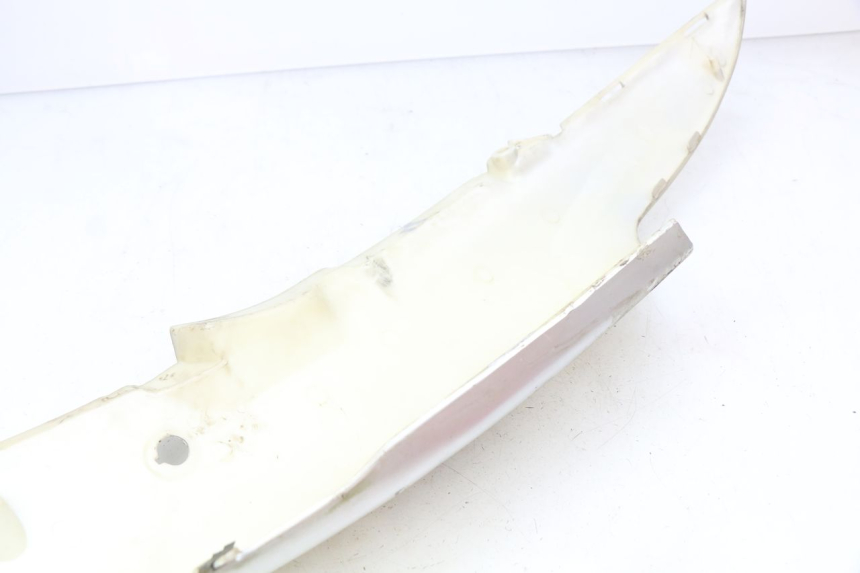 photo de FLANC ARRIERE GAUCHE YIYING YY50QT-10 50 (2007 - 2022) - Gros plan technique