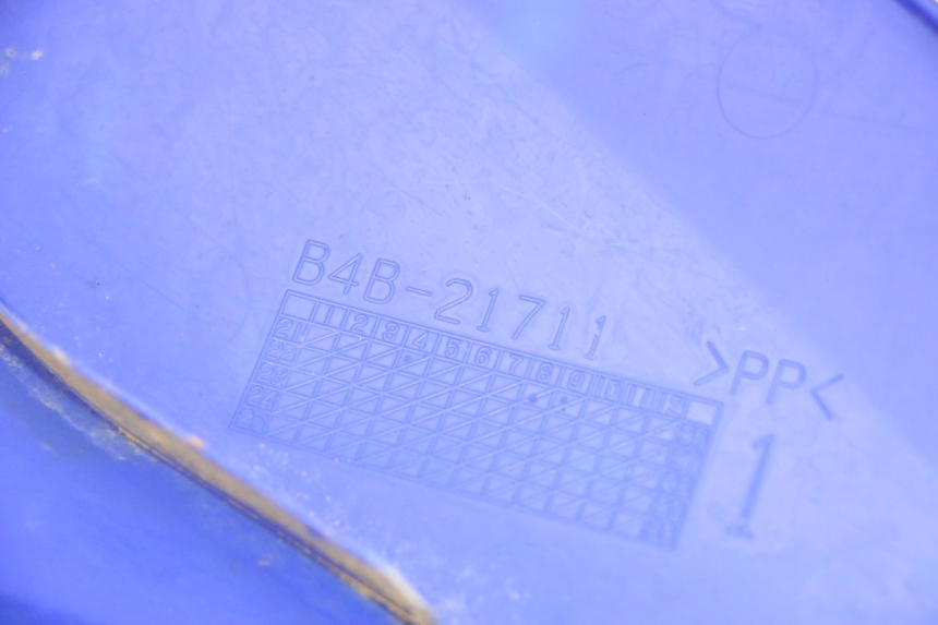 photo de FLANC ARRIERE GAUCHE YAMAHA YZ 85 (2022 - 2025) - Détail de la pièce