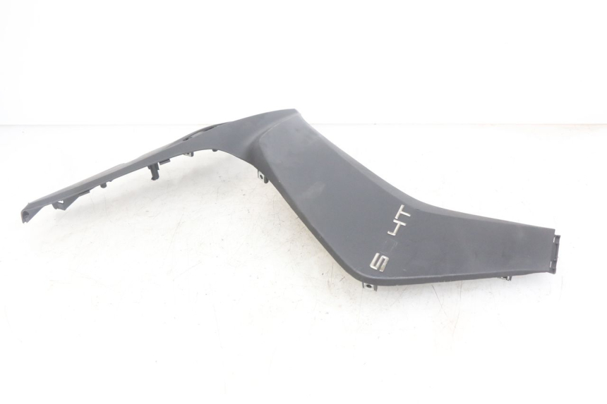 photo de FLANC LATERAL AVANT DROIT KYMCO AGILITY 16+ 4T 50 (2018 - 2023) - Points de fixation