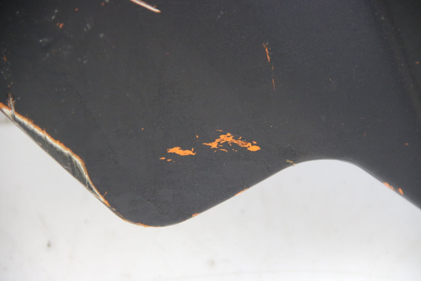 photo de FLANC LATERAL AVANT DROIT APRILIA ATLANTIC 500 (2002 - 2003) - Points de fixation