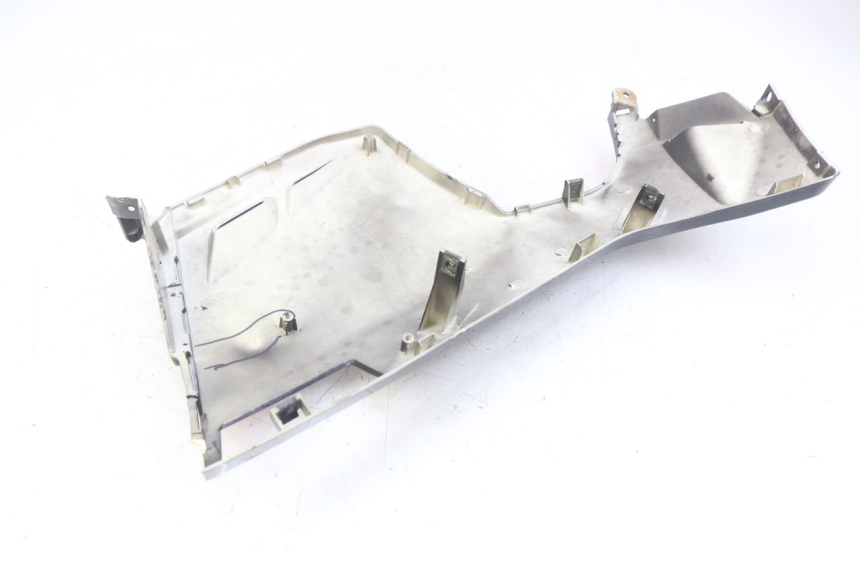 photo de FLANC LATERAL AVANT DROIT ORCAL CAVARO 4T 50 (2019 - 2023) - Détails caractéristiques