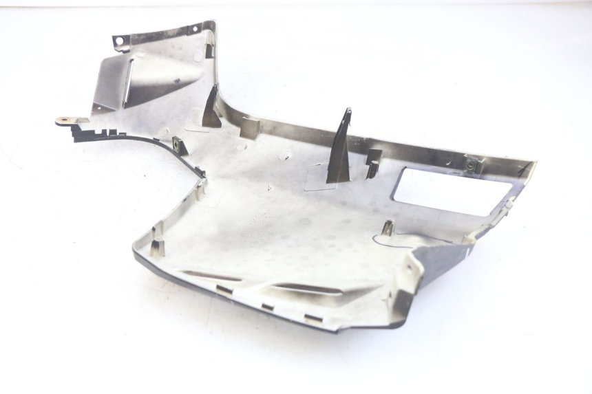 photo de FLANC LATERAL AVANT DROIT ORCAL CAVARO 4T 50 (2019 - 2023) - Marquages et références