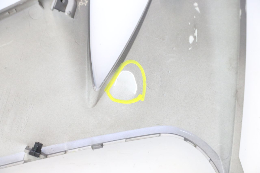 photo de FLANC LATERAL AVANT DROIT PEUGEOT CITYSTAR 2T 50 (2018 - 2021) - Photo complémentaire