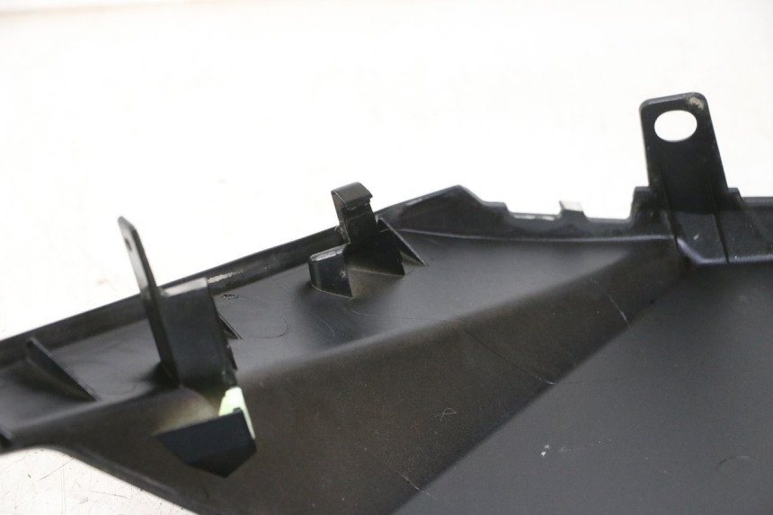 photo de FLANC LATERAL AVANT DROIT PEUGEOT CITYSTAR 50 (2013 - 2017) - Autre angle de vue