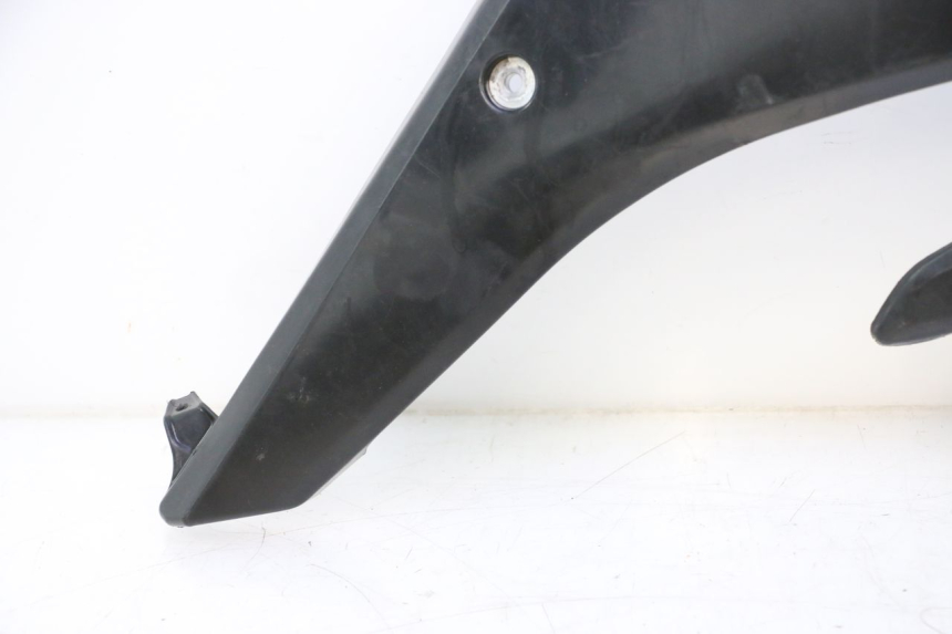 photo de FLANC LATERAL AVANT DROIT HM HONDA CRM DERAPAGE RR 50 (2006 - 2017) - Gros plan technique
