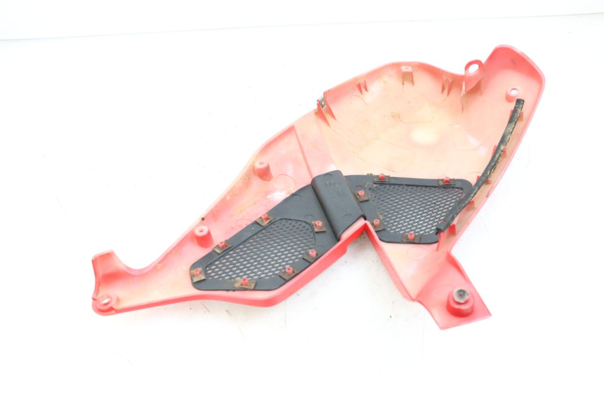 photo de FLANC LATERAL AVANT DROIT GILERA DNA 50 (2000 - 2007) - Zoom état d’usage