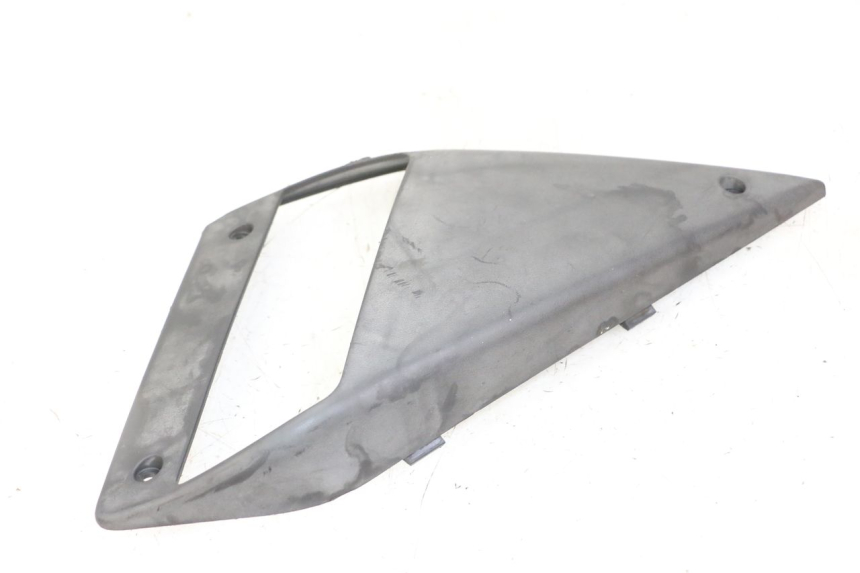 photo de FLANC LATERAL AVANT DROIT GILERA NEXUS 300 (2008 - 2013) - Vue d’ensemble