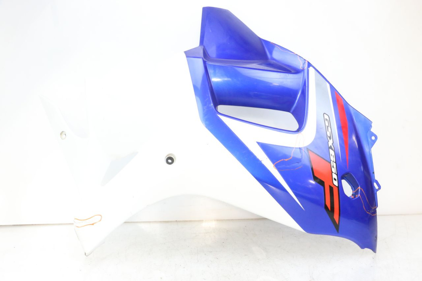 photo de FLANC LATERAL AVANT DROIT SUZUKI GSX F GSXF 650 (2007 - 2015) - Vue principale